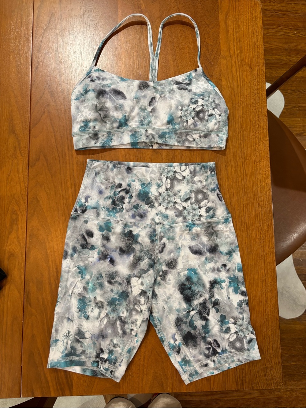Lululemon Set